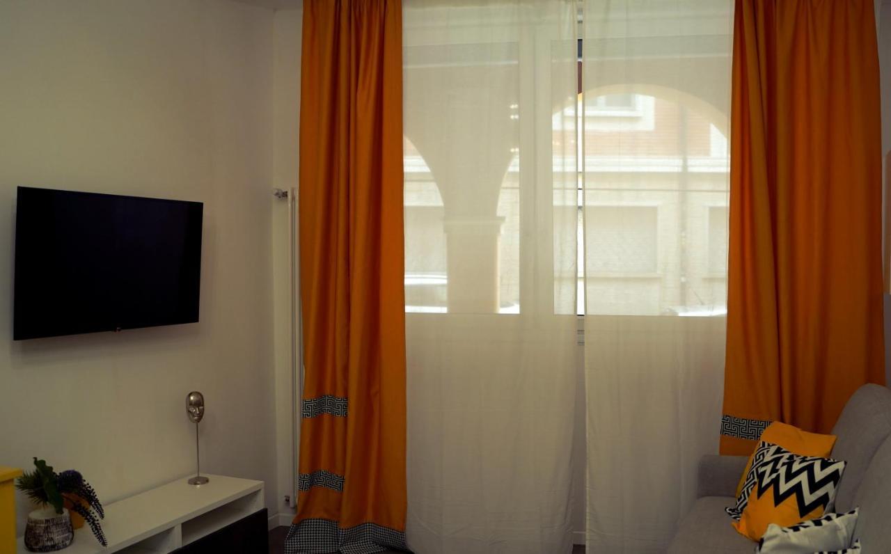 Casavesella Apartment Bologna Bagian luar foto
