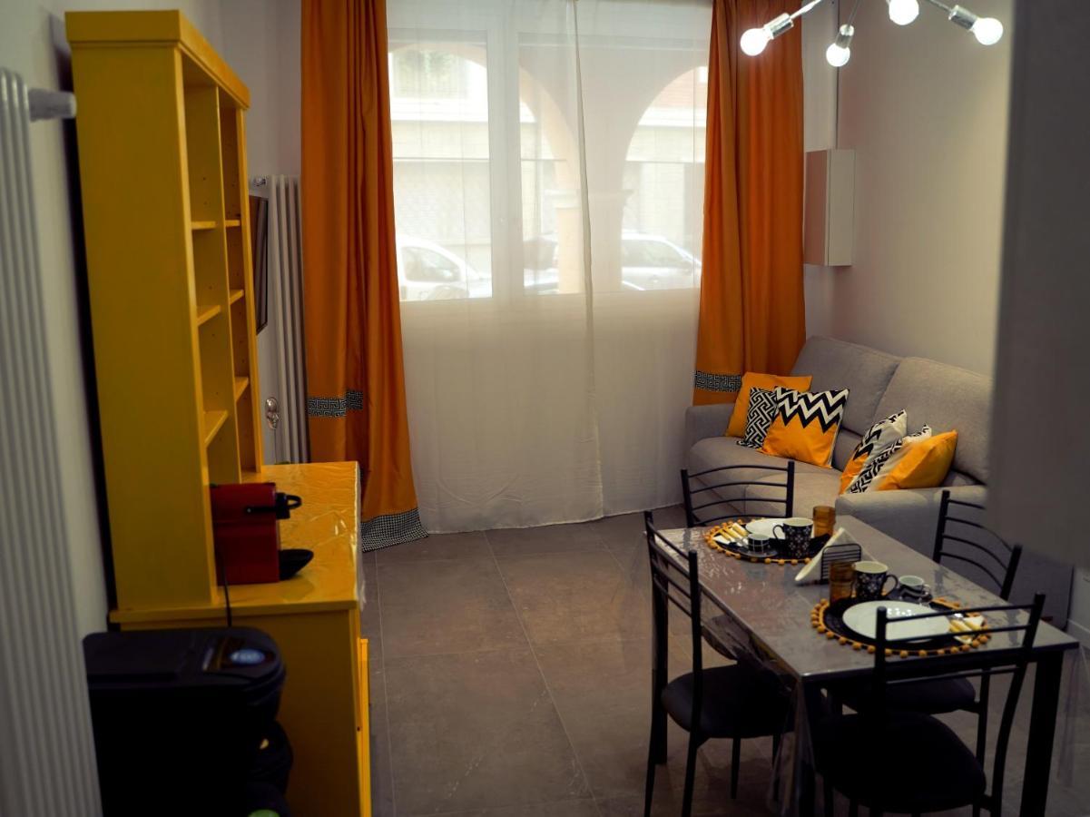 Casavesella Apartment Bologna Bagian luar foto