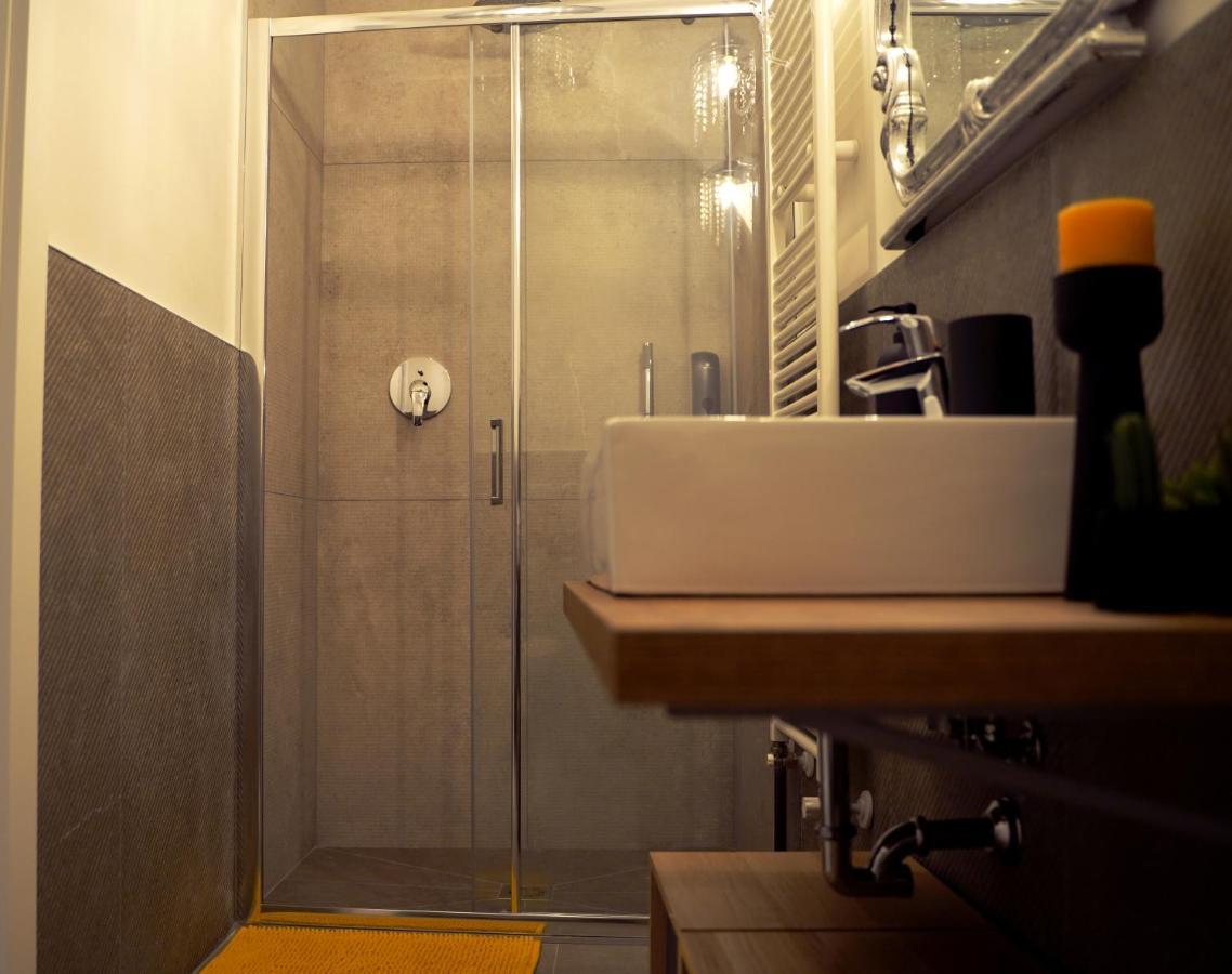 Casavesella Apartment Bologna Bagian luar foto