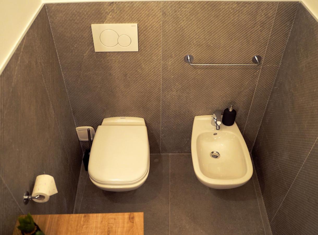 Casavesella Apartment Bologna Bagian luar foto